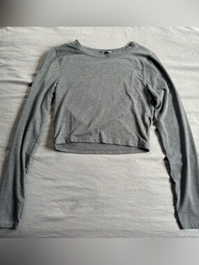 Gray Long Sleeve Cropped Shirt